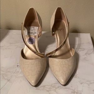 Cream heel